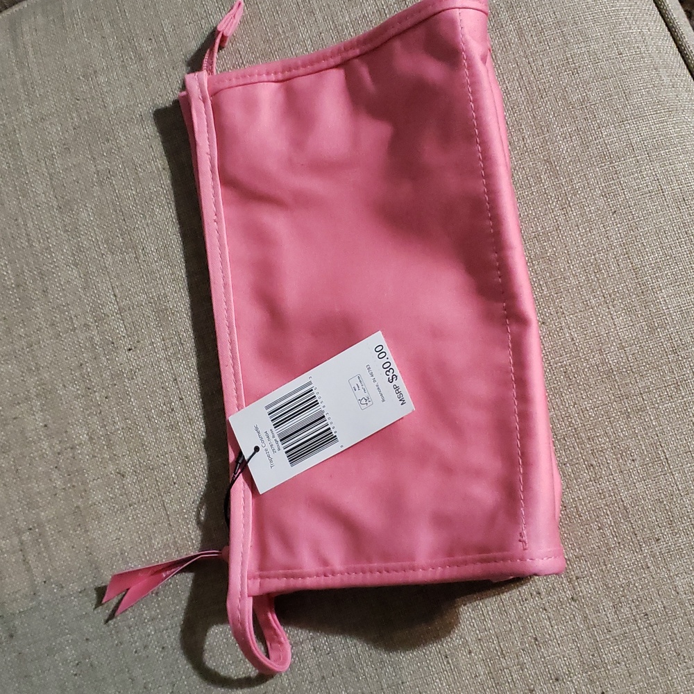 NWT Trapeze Cosmetic in Touge Rose